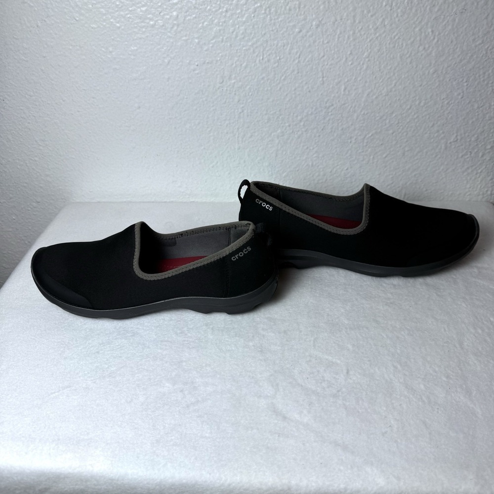 Crocs Busy Day Stretch Skimmer Slip On Comfort Shoes Women's size 10 Black - Picture 7 of 13